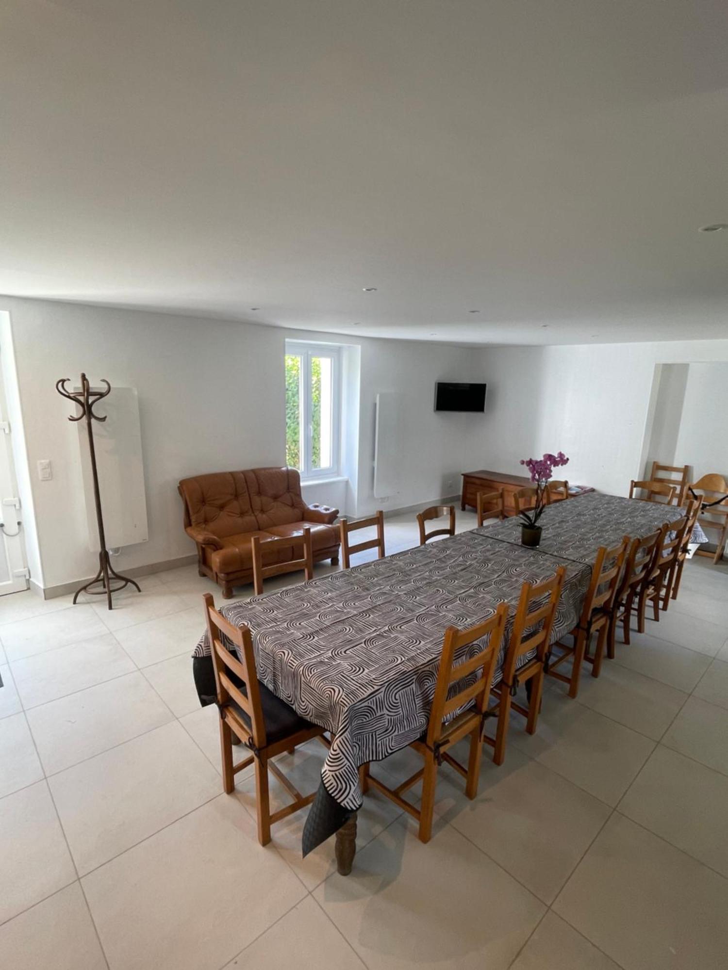 Au Pied Leve Hotel Calorguen Luaran gambar