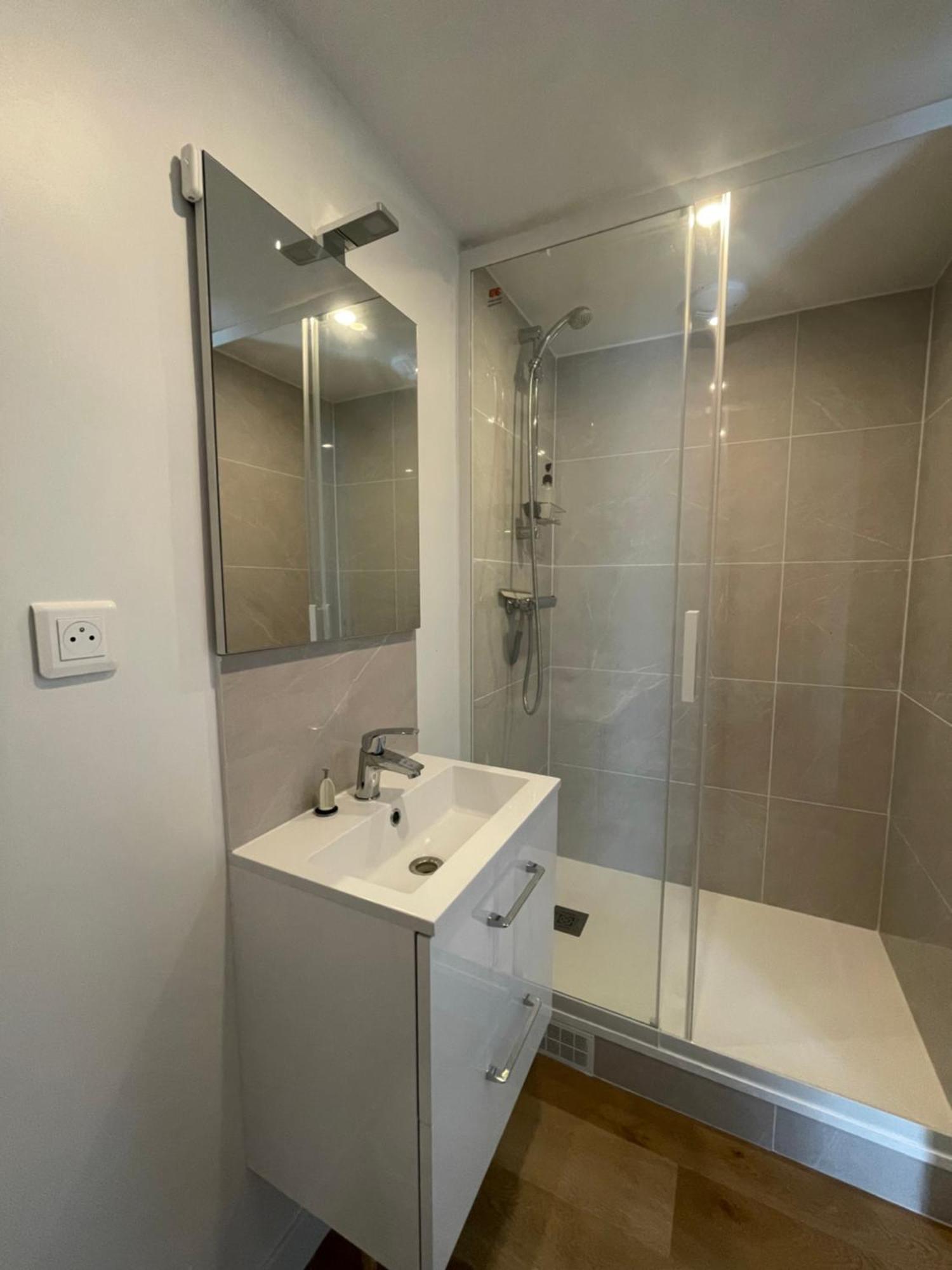 Au Pied Leve Hotel Calorguen Bilik gambar