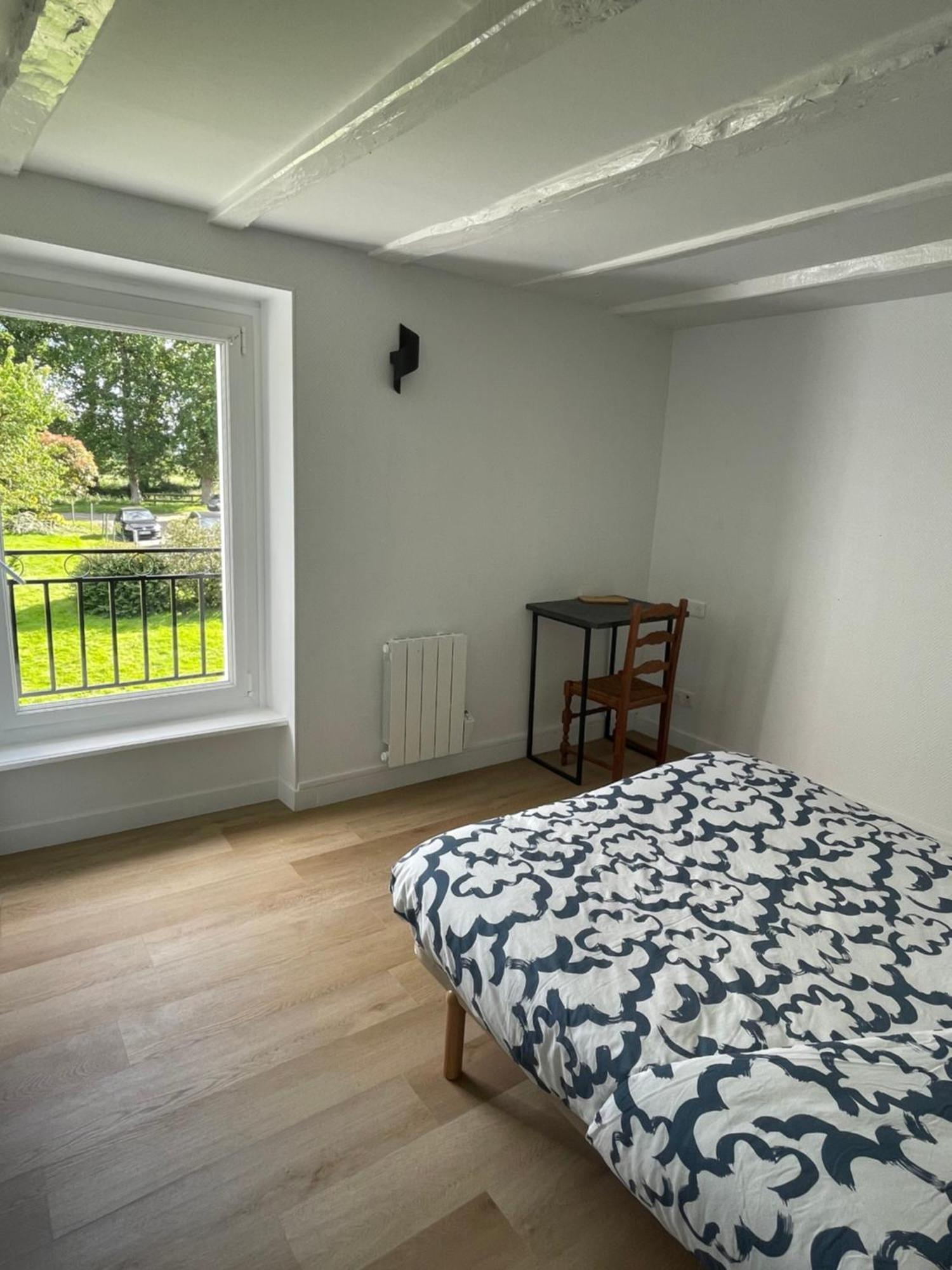 Au Pied Leve Hotel Calorguen Bilik gambar